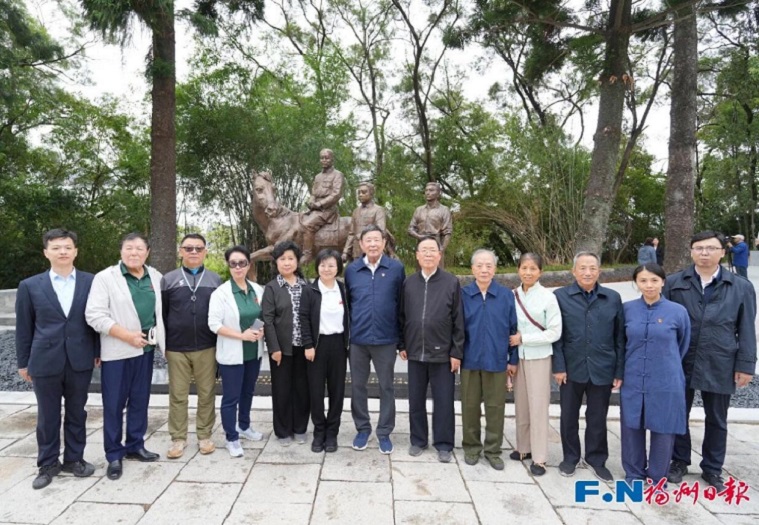 176759401944925.jpg 176757861781719.jpg